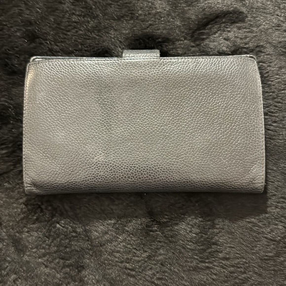 CHANEL CC Logo Caviar Skin Long Bifold Wallet - Picture 4 of 10